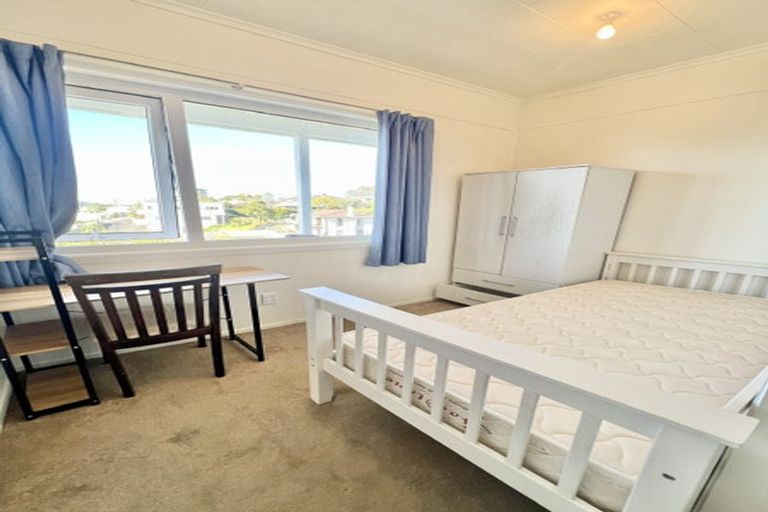 Photo of property in 2/112 Sunrise Avenue, Mairangi Bay, Auckland, 0630