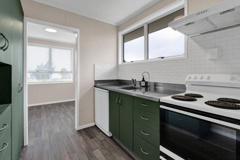 Photo of property in 12 Oleander Place, Bell Block, New Plymouth, 4312