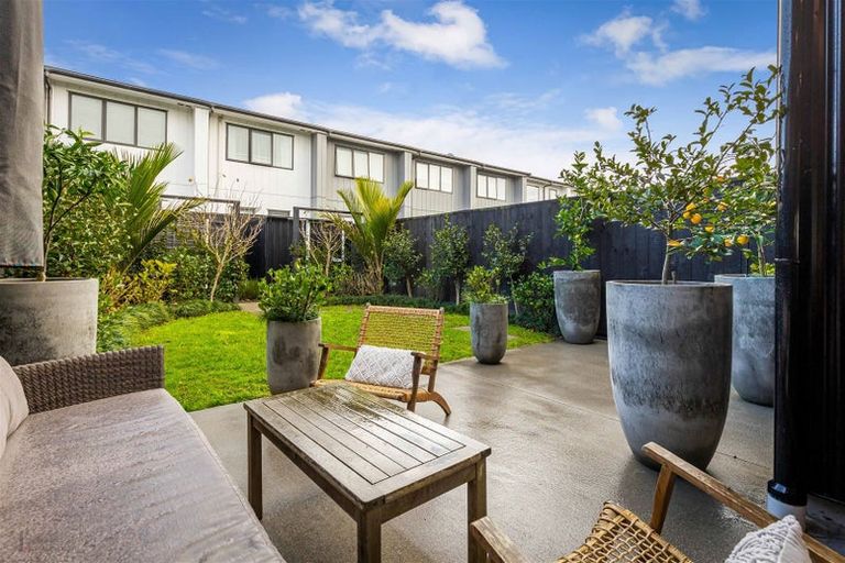 Photo of property in 16 Te Aho Matua Road, Hobsonville, Auckland, 0616