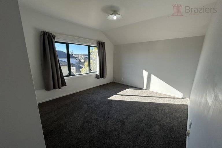 Photo of property in 35a Olliviers Road, Phillipstown, Christchurch, 8011