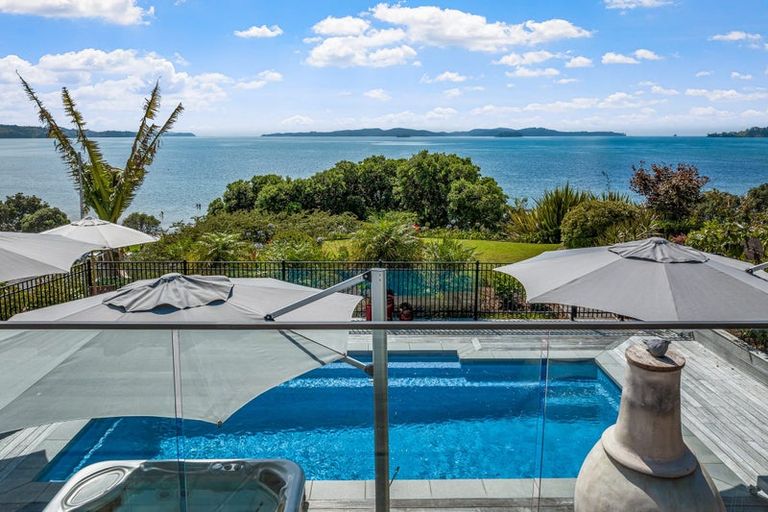 Photo of property in 32 Kahurangi Place, Snells Beach, 0920