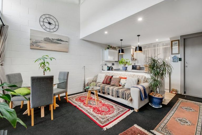 Photo of property in 29k Springs Road, Parakai, 0830