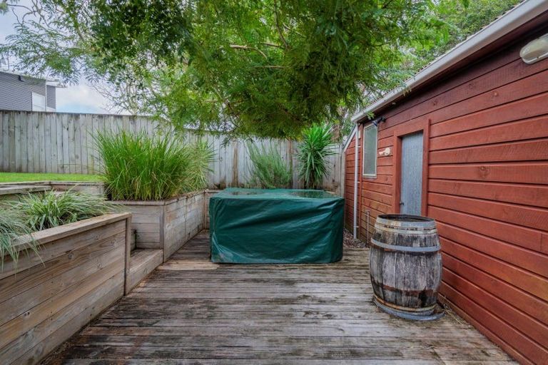 Photo of property in 16 Vista Paku, Pauanui, Hikuai, 3579