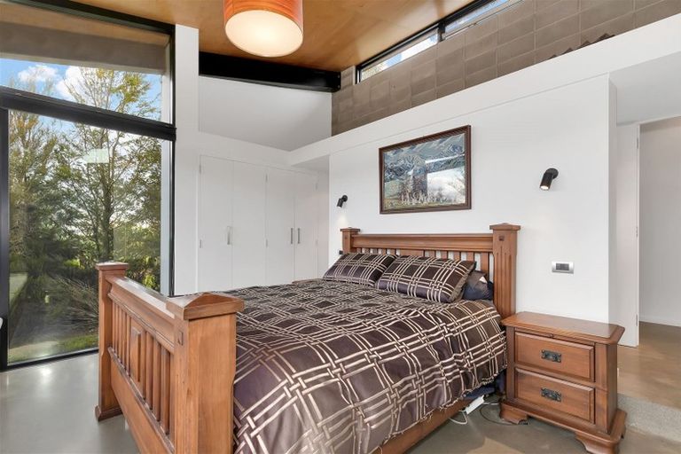 Photo of property in 219 Wyndale Road, Springfield, Sheffield, 7580