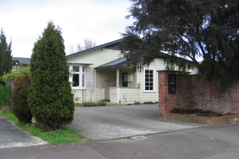 Photo of property in 362 Featherston Street, Palmerston North, 4414