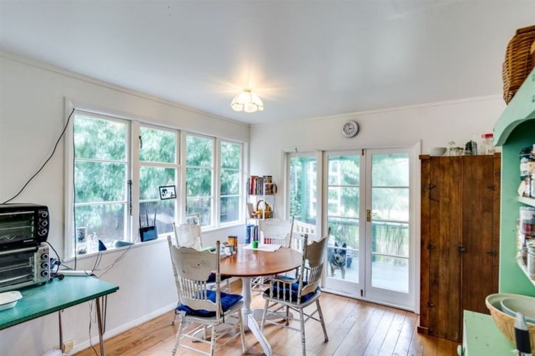 Photo of property in 1400 Taihape Road, Sherenden, Hastings, 4179