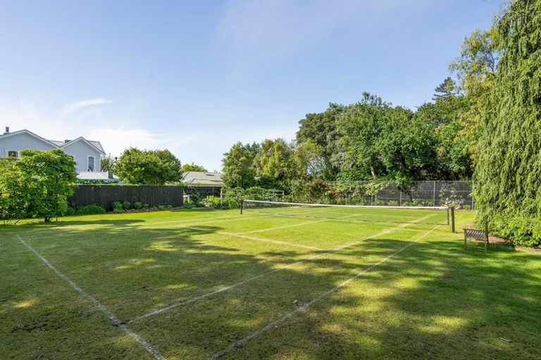 Photo of property in 17 Johnston Street, Featherston, 5710