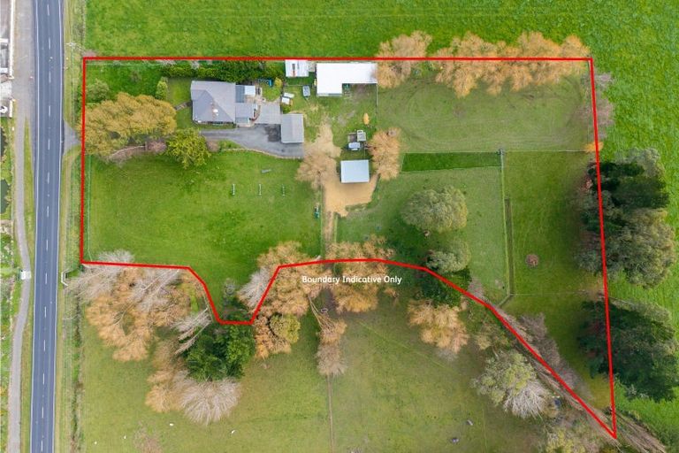 Photo of property in 1 Vogel Street, Woodville, 4920