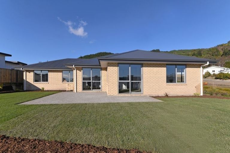 Photo of property in 25 Pine Crest Drive, Richmond, 7020