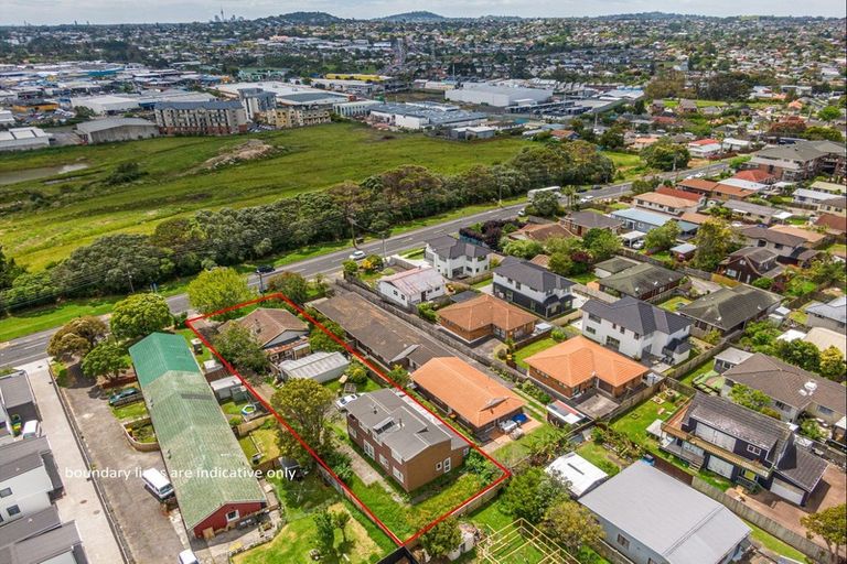Photo of property in 55 Margan Avenue, New Lynn, Auckland, 0600