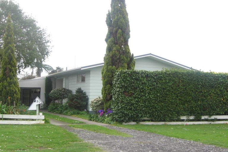 Photo of property in 72 Parris Street, Waitara, 4320