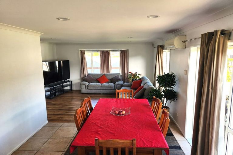 Photo of property in 1a Ridgeway Road, Pukekohe, 2120