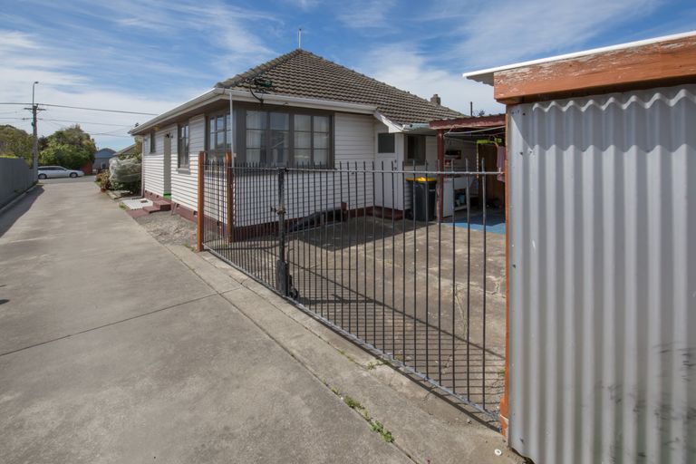 Photo of property in 230a Breezes Road, Aranui, Christchurch, 8061