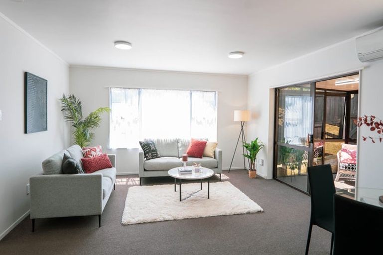 Photo of property in 1/50 Wellington Street, Howick, Auckland, 2014