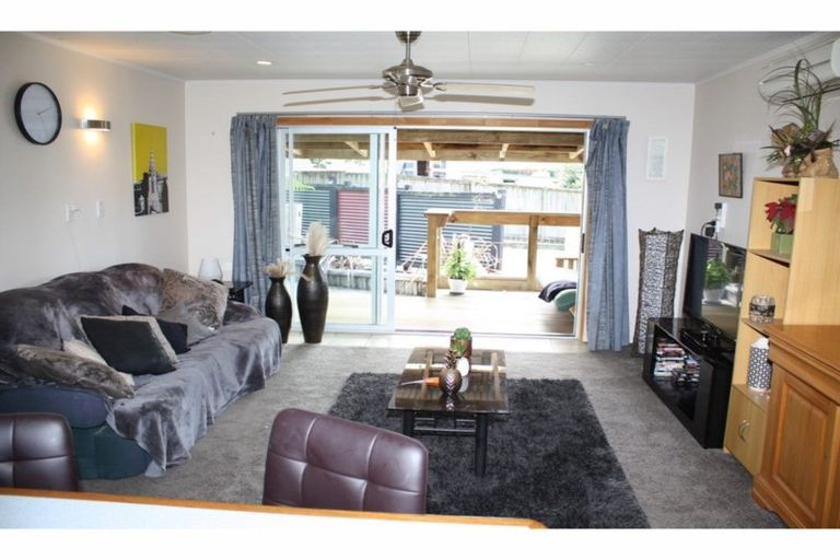 Photo of property in 2/23 Ford Avenue, Te Kamo, Whangarei, 0112