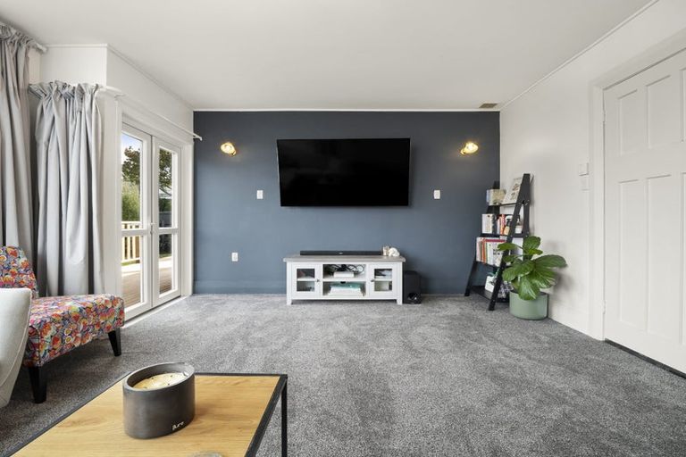 Photo of property in 63 English Avenue, Mornington, Dunedin, 9011