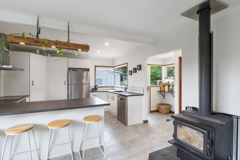 Photo of property in 42 Island View Road, Western Heights, Rotorua, 3015