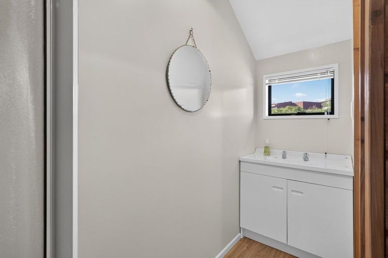 Photo of property in 38 Emerson Crescent, Diamond Harbour, 8971