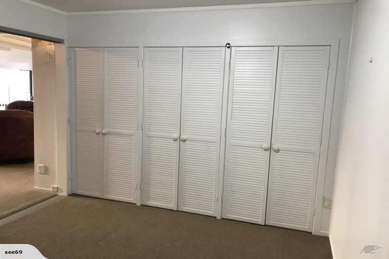 Photo of property in 19 Wilding Avenue, Northcote Point, Auckland, 0627