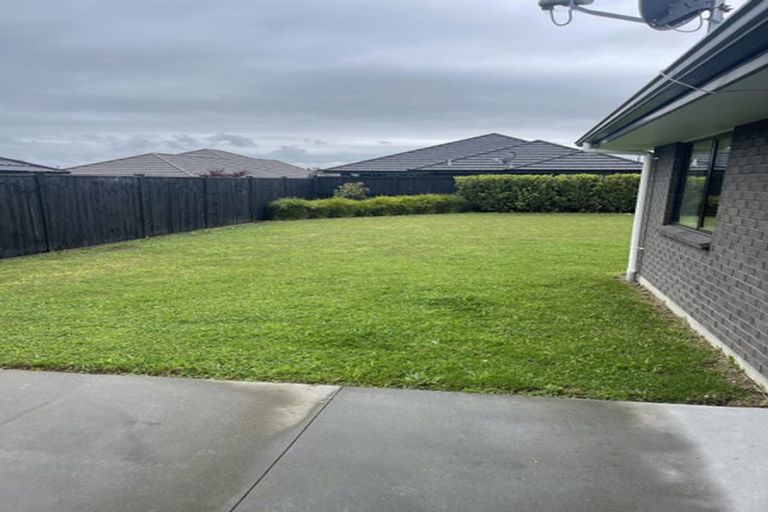 Photo of property in 22 Walter Lawry Road, Paerata, Pukekohe, 2124