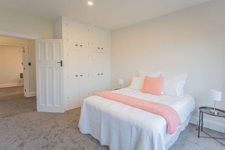 Photo of property in 37 Somerfield Street, Somerfield, Christchurch, 8024