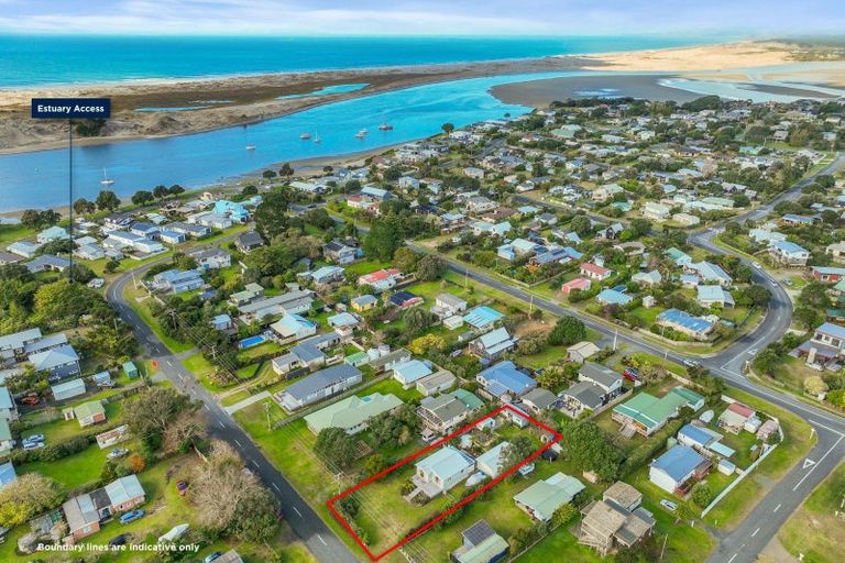Photo of property in 10 Wharfdale Crescent, Mangawhai Heads, Mangawhai, 0505