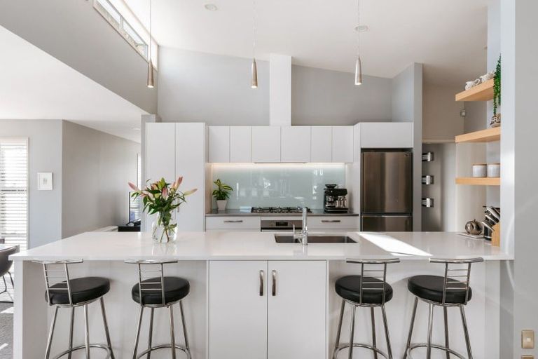 Photo of property in 22 Oriental Parade, Papamoa Beach, Papamoa, 3118