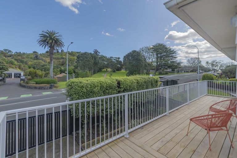 Photo of property in 1/93 Coronation Road, Mangere Bridge, Auckland, 2022