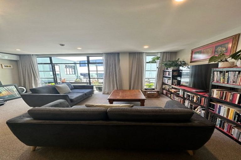 Photo of property in Dominion Apartments, 28/80 Victoria Street, Wellington Central, Wellington, 6011