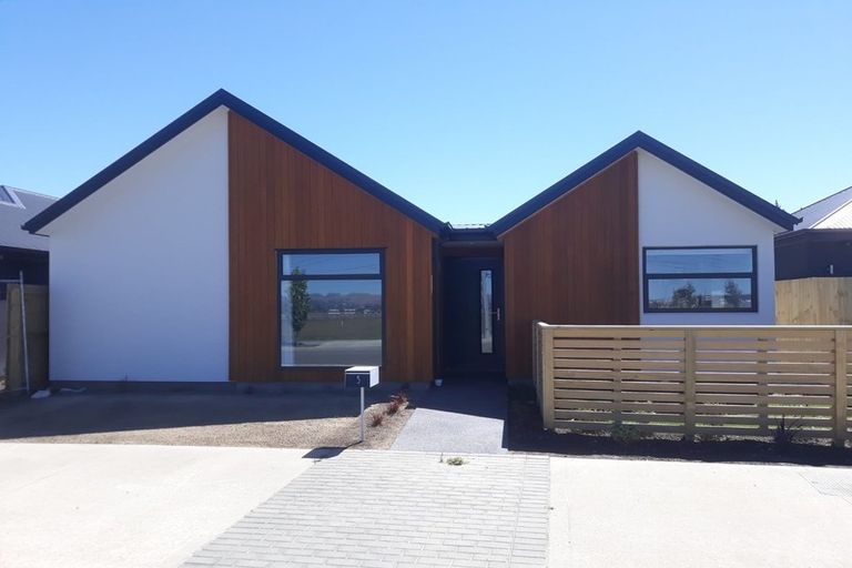 Photo of property in 5 Sir John Mckenzie Avenue, Yaldhurst, Christchurch, 7676