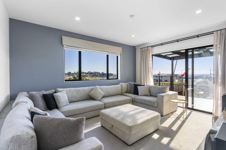 Photo of property in 17 Annmarie Avenue, Totara Park, Auckland, 2019