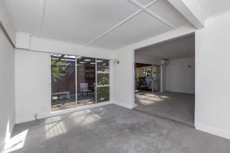 Photo of property in 114b Hillcrest Road, Raumati Beach, Paraparaumu, 5032