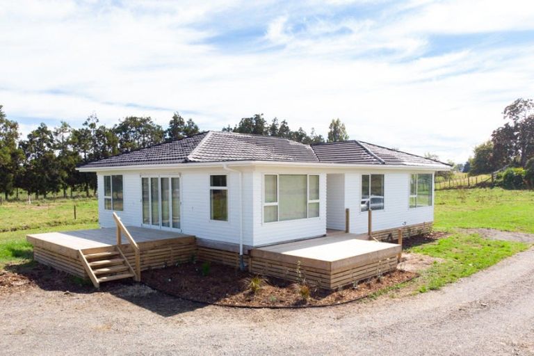 Photo of property in 24 Wharf Road, Kerepehi, Paeroa, 3671