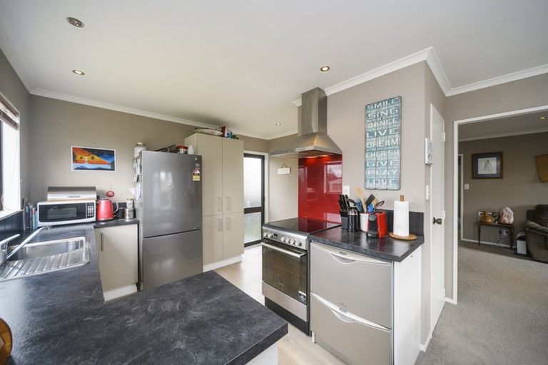 Photo of property in 9 Cargill Grove, Kelvin Grove, Palmerston North, 4414