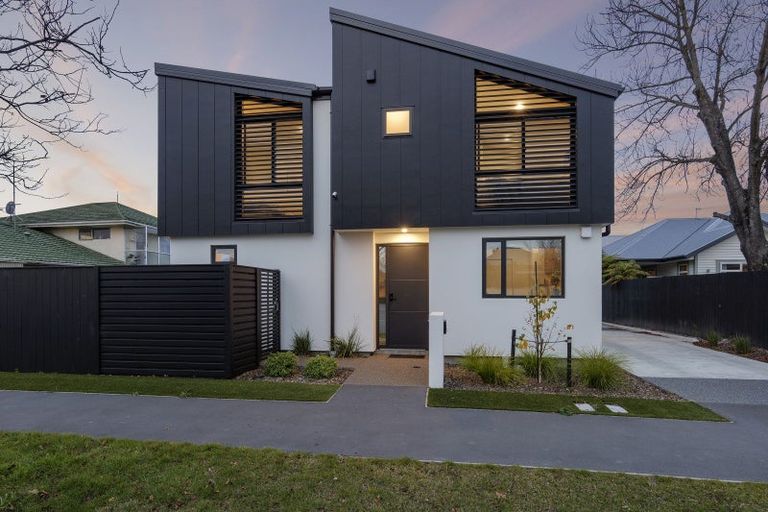 Photo of property in 16a Champion Street, Edgeware, Christchurch, 8013