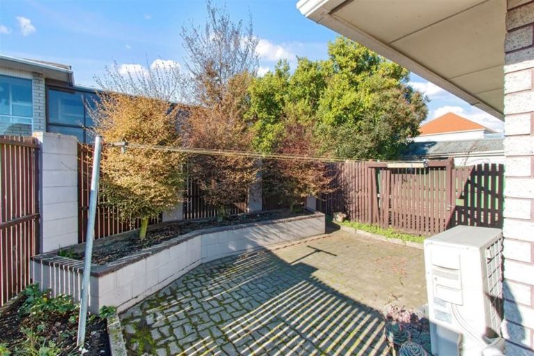 Photo of property in 2/144 Main North Road, Papanui, Christchurch, 8052