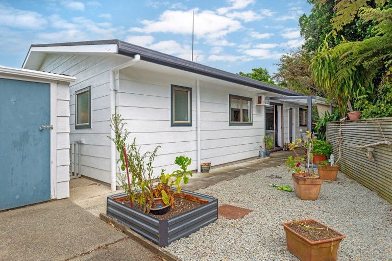 Photo of property in 2 Kingsley Street, Whataupoko, Gisborne, 4010