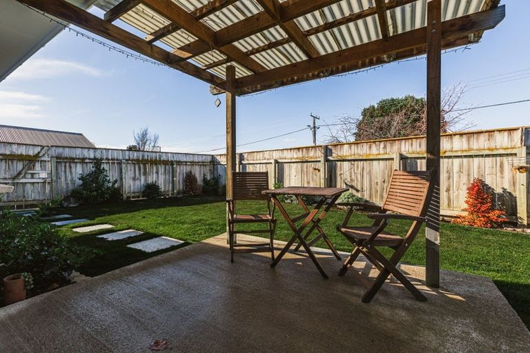Photo of property in 108a Avondale Road, Taradale, Napier, 4112