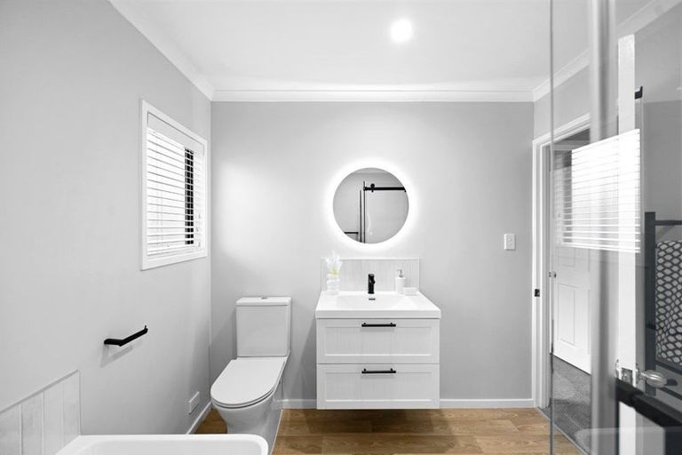 Photo of property in 17 Caulfield Place, Nawton, Hamilton, 3200