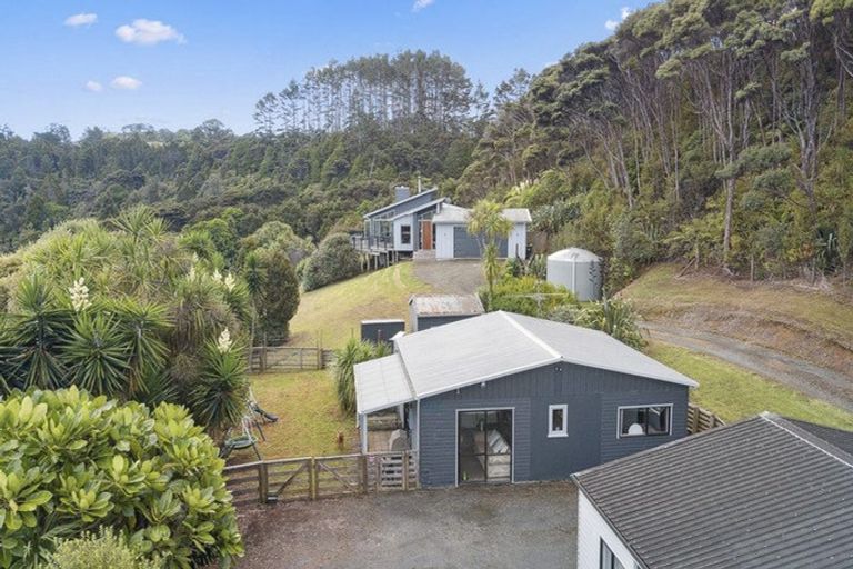 Photo of property in 1355 Old North Road, Helensville, 0875