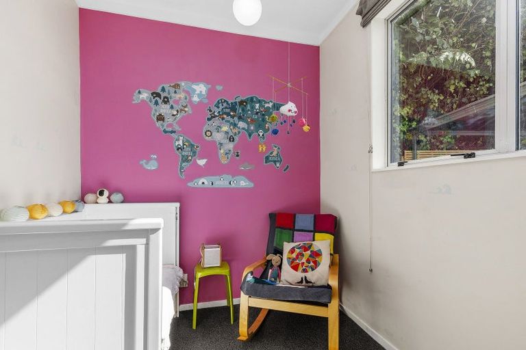 Photo of property in 4b Sarah Way, Crofton Downs, Wellington, 6035