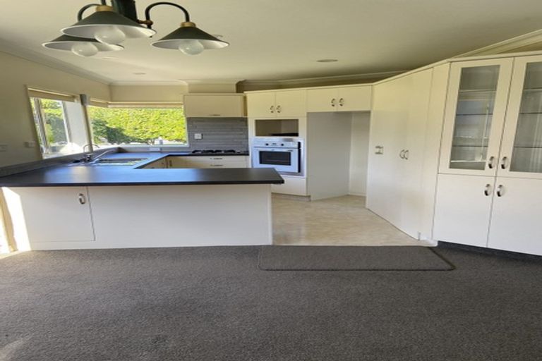 Photo of property in 28 Montana Drive, Pyes Pa, Tauranga, 3112