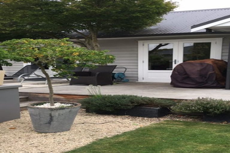 Photo of property in 107 Hamilton Avenue, Ilam, Christchurch, 8041