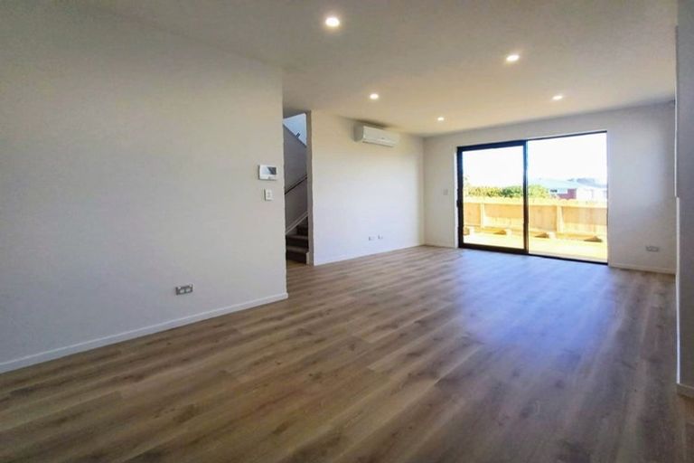 Photo of property in 1/2 Maxwelton Drive, Mairangi Bay, Auckland, 0630
