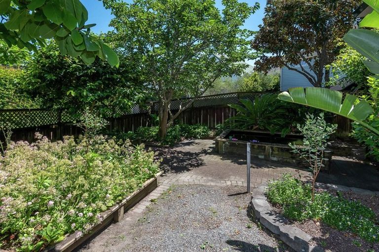 Photo of property in 2/130 Sandspit Road, Shelly Park, Auckland, 2014