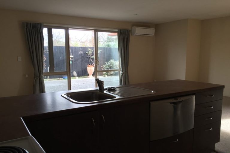 Photo of property in 4/46 Rookwood Avenue, New Brighton, Christchurch, 8083