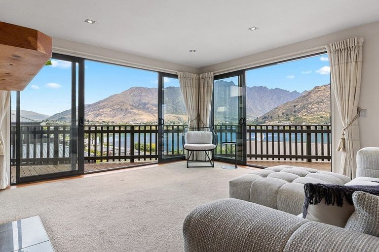 Photo of property in 25a Marina Drive, Frankton, Queenstown, 9300