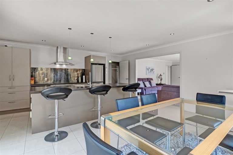 Photo of property in 7a Dives Avenue, Hawera, 4610