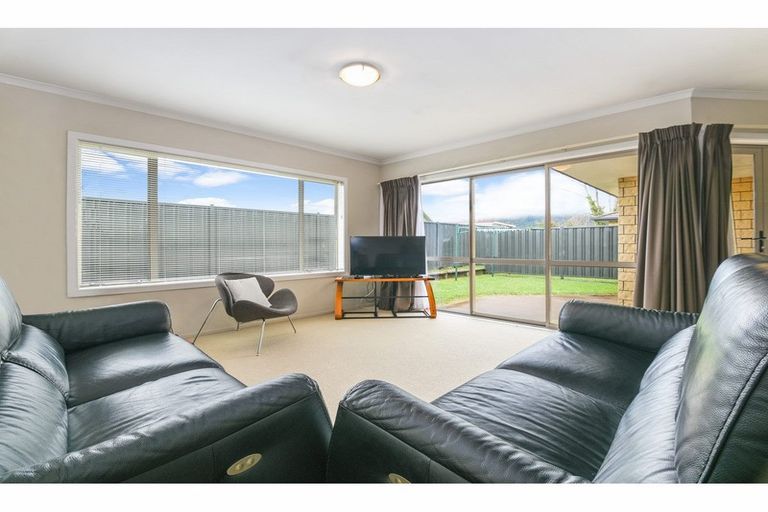 Photo of property in 45/64 Kawaha Point Road, Kawaha Point, Rotorua, 3010