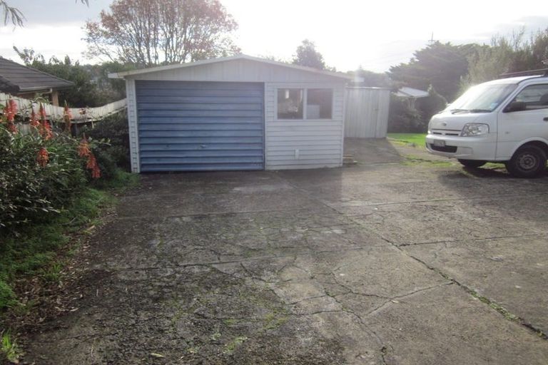 Photo of property in 458 Glenfield Road, Glenfield, Auckland, 0629